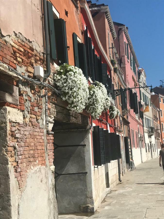 Cosy flat Apartment Treviso Bagian luar foto